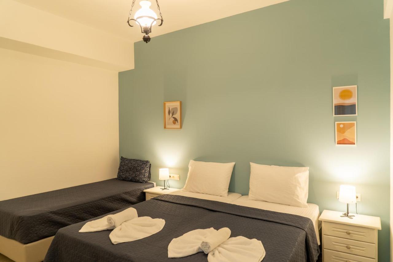 Apartment Esperos And Apartments, #1 And #5 *