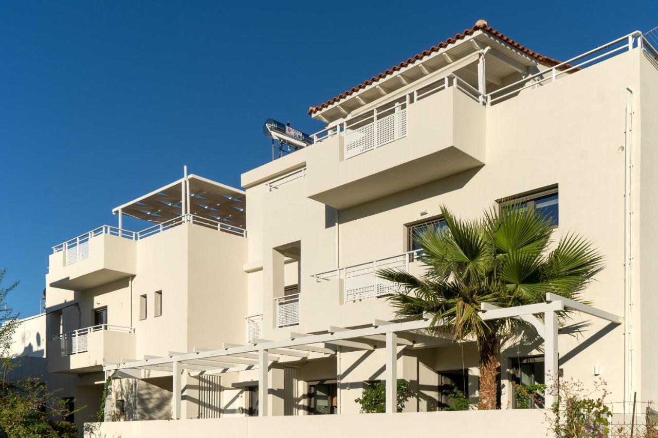 Apartment Esperos And Apartments, #1 And #5 *